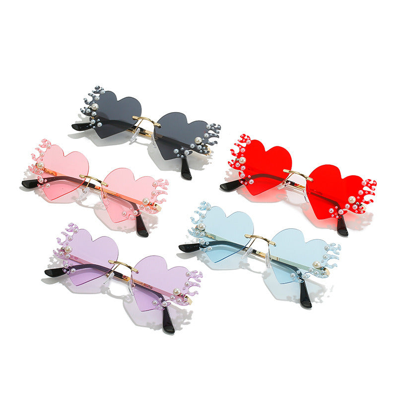 Fashion Heart Shape Sunglasses Women Rimless Sunglass Vintage Sun Glasses Female Eyewear UV400 Ocean Lens Luxury Shades